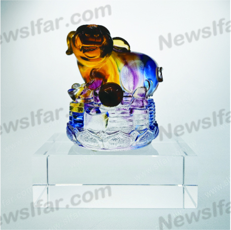 CC-086 彩透琉璃CC-086生肖豬琉璃